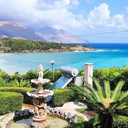 Casa Rossa Scopello * Castellammare del Golfo
