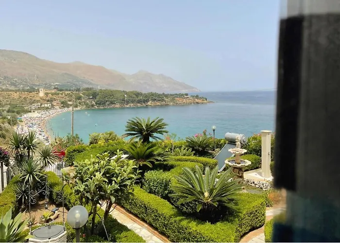 Casa Rossa Scopello *